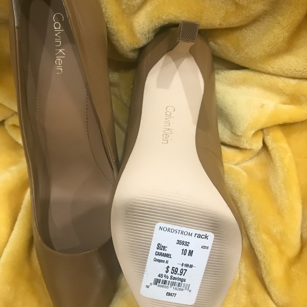 Glam Sandals - image 4